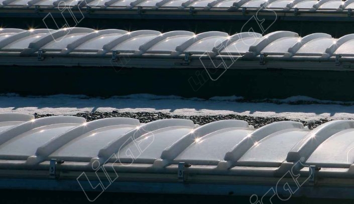 Lucernario industriale in plexiglass - Modello 5